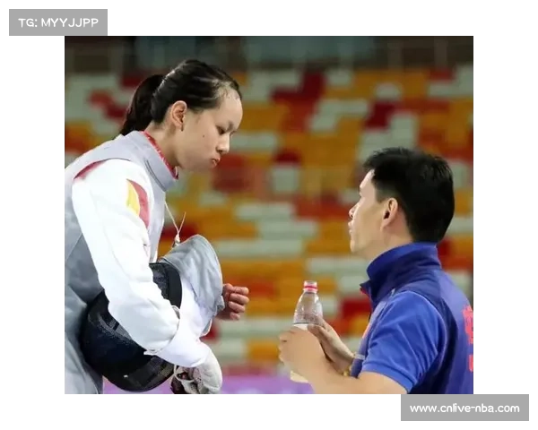 YZK在CFS传奇杯总决赛虽憾失冠军但凭精彩个人表现赢得全场喝彩